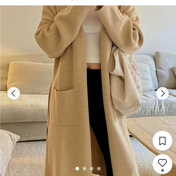 Little Puffy Robe Cardigan in Sand Color. - Picture 5 of 7